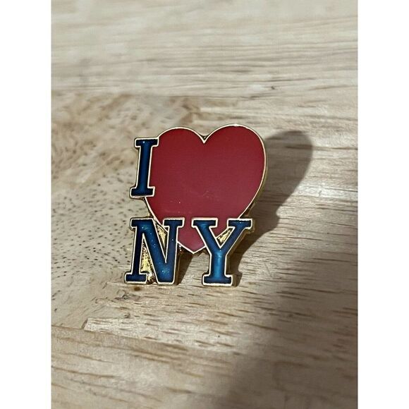 RARE PIN- I LOVE NEW YORK - COUNTRY - USA - HEART - TOURISM - 1980s - Picture 1 of 7